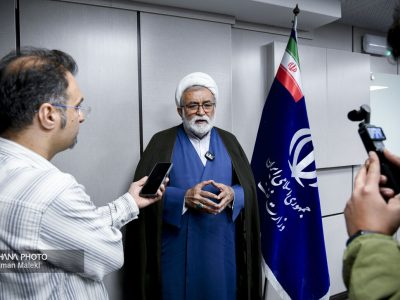 مجلس بهطور جدی پیگیر حل مشکلات کارکنان صنعت نفت است