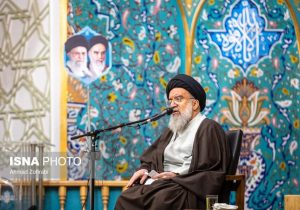 سید احمد خاتمی: قصه دشمن مذاکره نیست بلکه تسلیم ملت ایران است/ می‌توان با کمترین میزان آب وضو گرفت و غسل کرد چرا که خداوند اسراف را دوست ندارد