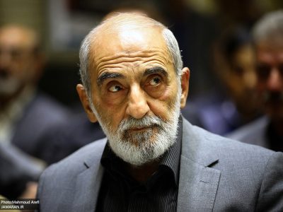 حسین شریعتمداری: ایران باید کشتی هایی را که متعبق به اسرائیل است یا برای این رژیم نفت حمل می کند، مصادره نماید