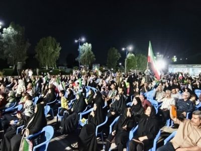 روزنامه اصلاح طلب: تجمعات شبانه مردم باید به دستاورد دیپلماتیک تبدیل شود/ تندروها بدنبال مصادره آن هستند