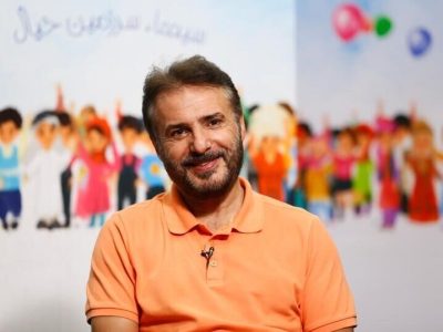 از هر دو طرف فحش خوردم اما حرف دلم را میزنم / کسی که حمله خارجی به ایران را تشویق کند، ایرانی نیست