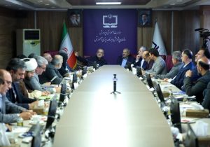 پزشکیان: نباید به بهانه جنگ، کشور را در وضعیت نیمه‌ تعطیل قرار دهیم/ بستر مناسب برای برگزاری حضوری امتحانات فراهم شود